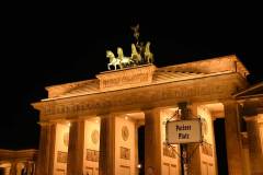 berlin_brandenburger_tor_niveau-klatsch