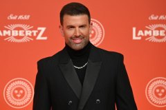 monday_night_2026_niveau-klatsch_Jay-Khan