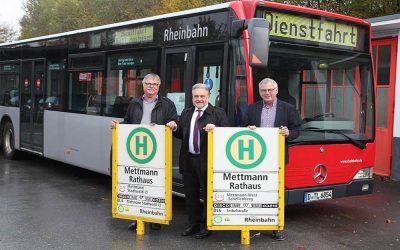 Rheinbahn verkauft nostalgische Haltestellenschilder aus Mettmann