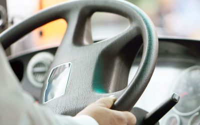Schlägerduo greift Düsseldorfer Busfahrer an – 1.000 Euro für Hinweise ausgelobt!