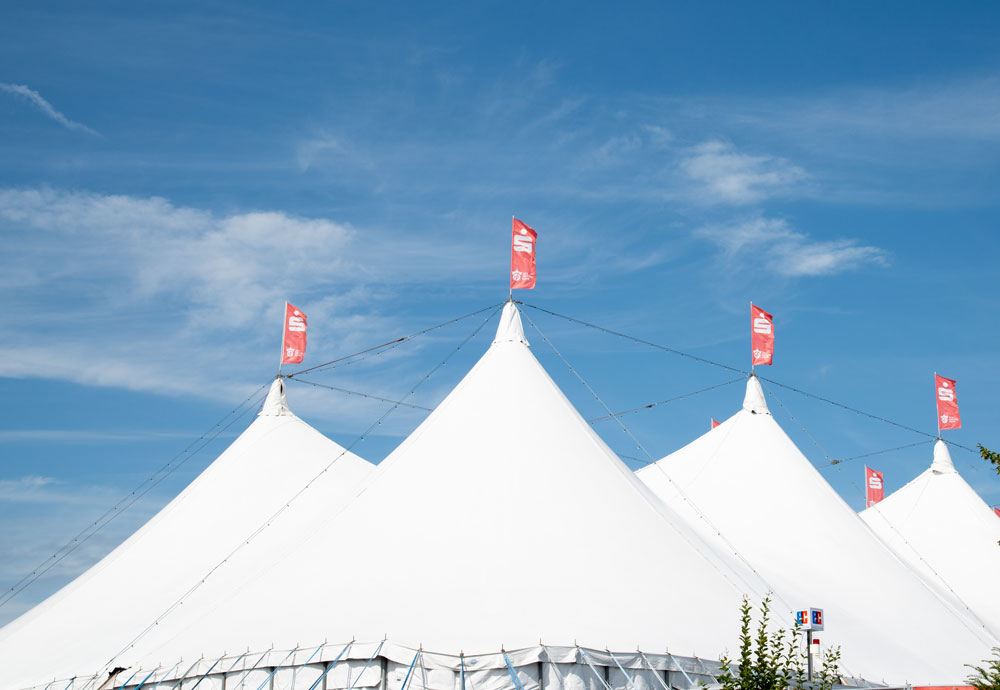 Musikspektakel am Kemnader See: Joy Denalane, Tom Odell und Calum Scott rocken das Zeltfestival Ruhr 2024!