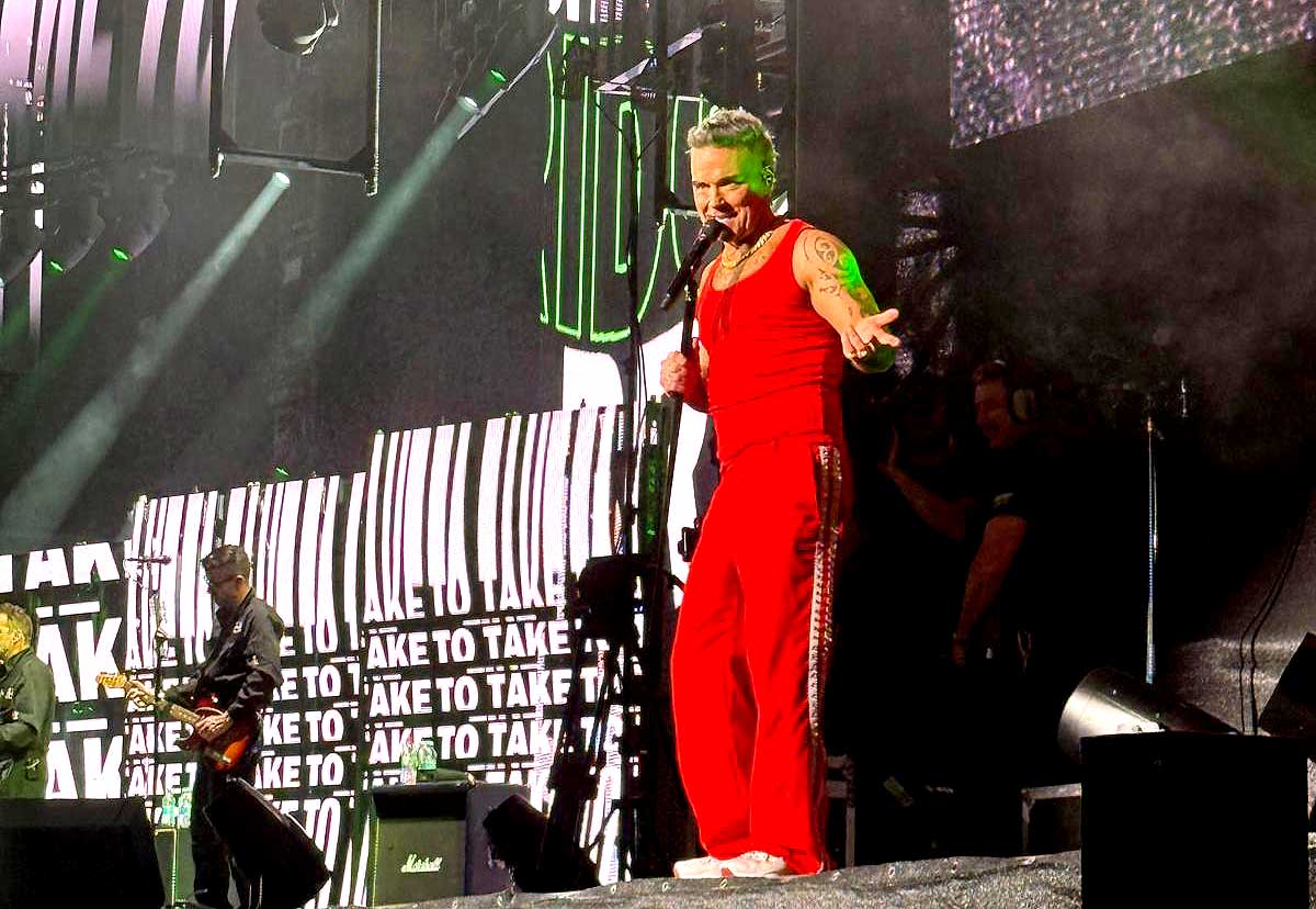 Robbie in Gelsenkirchen &ndash; YES HE CAN! Foto: niveau-klatsch