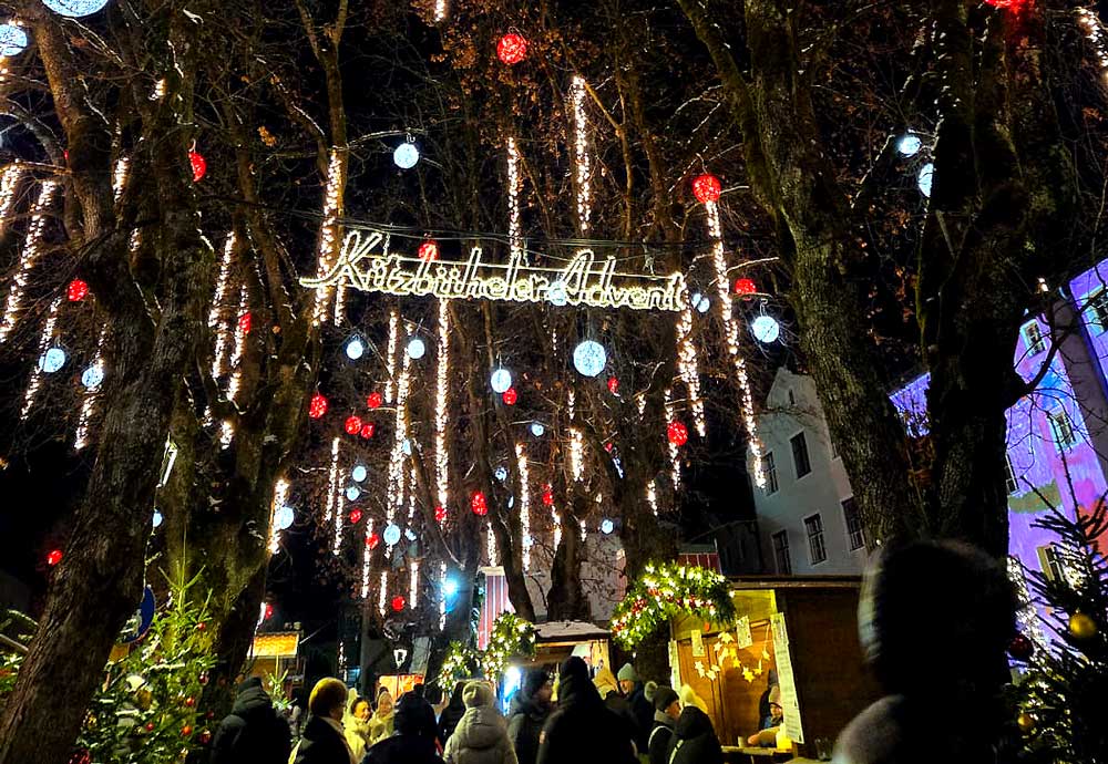 In Kitzbühel beginnt Weihnachten – nicht laut, sondern leuchtend. Foto: MICAR Media
