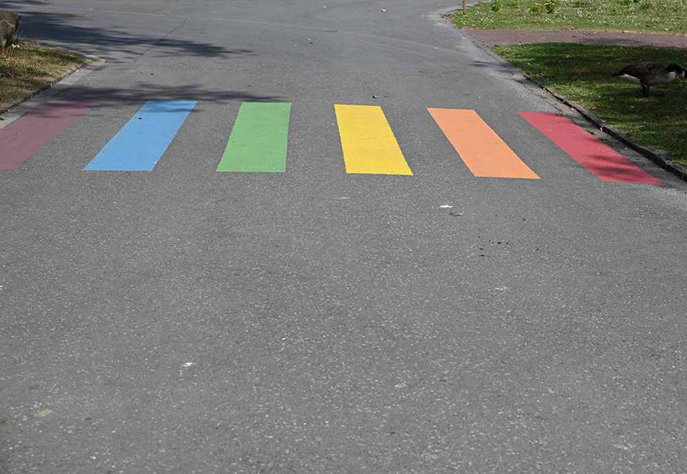 bunter_zebrastreifen_niveau-klatsch Bunter Zebrastreifen/ Foto: niveau-klatsch.com